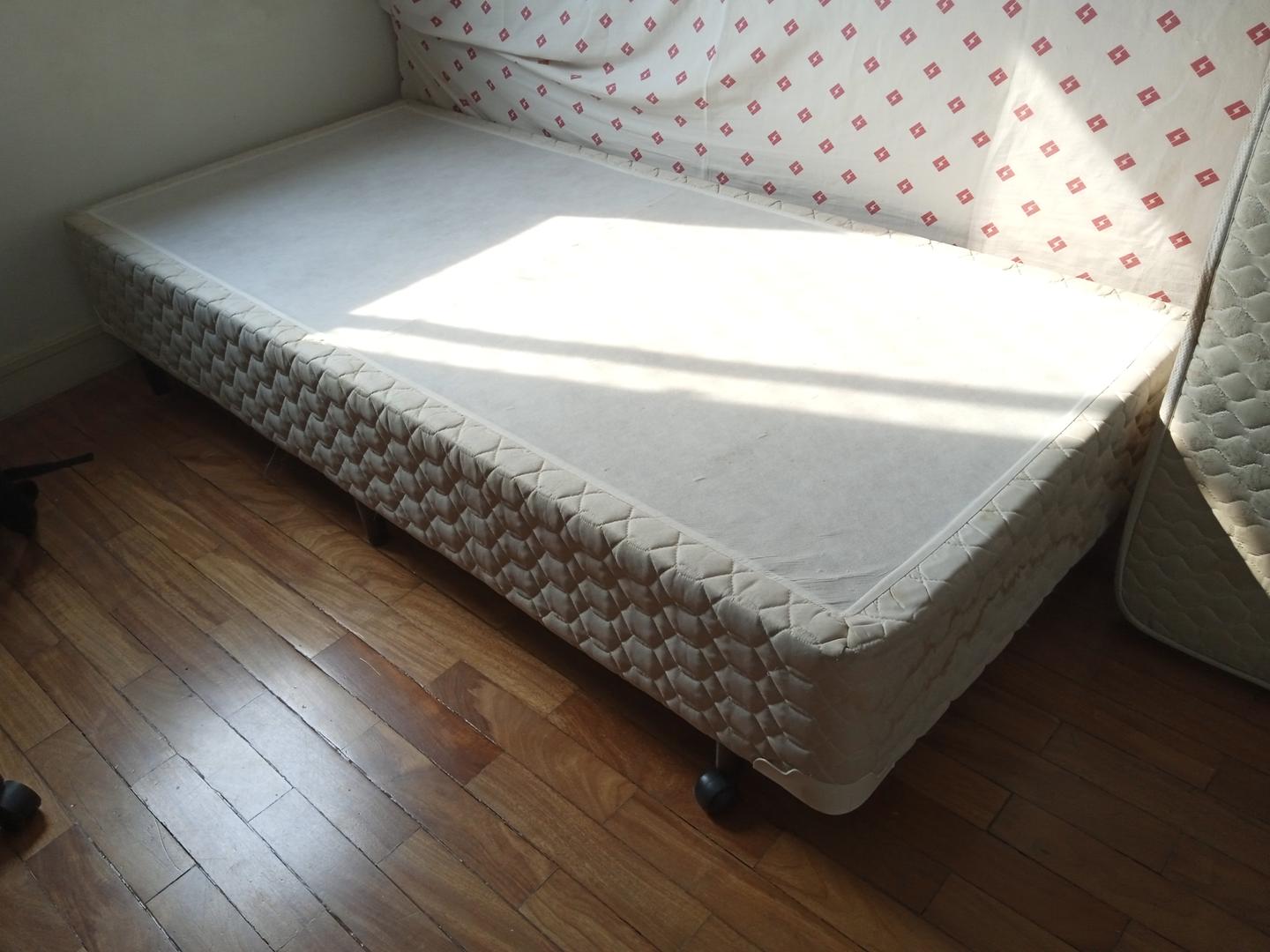 Cama box de solteiro em Tecido / Madeira Bege 35 cm x 188 cm x 87 cm