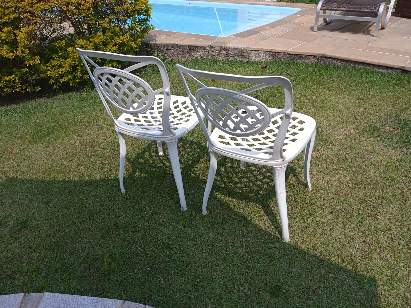 Cadeira de Jardim em Aço Branco 84 cm x 44 cm x 50 cm