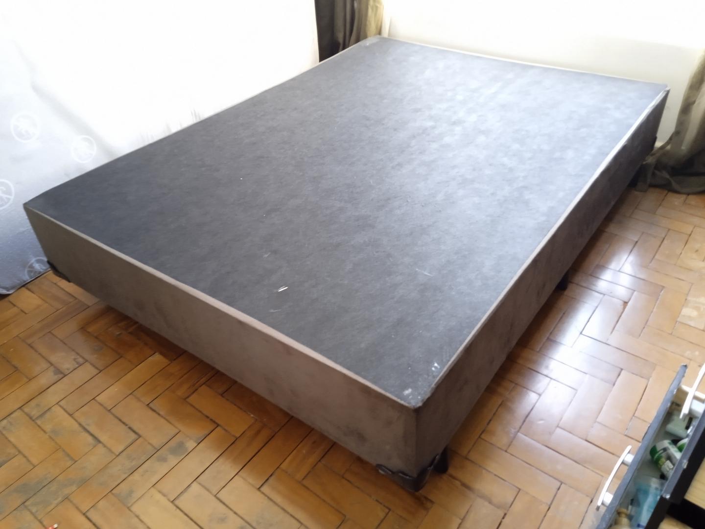 Cama box de casal padrão em Madeira / Tecido Marrom 38 cm x 138 cm x 188 cm