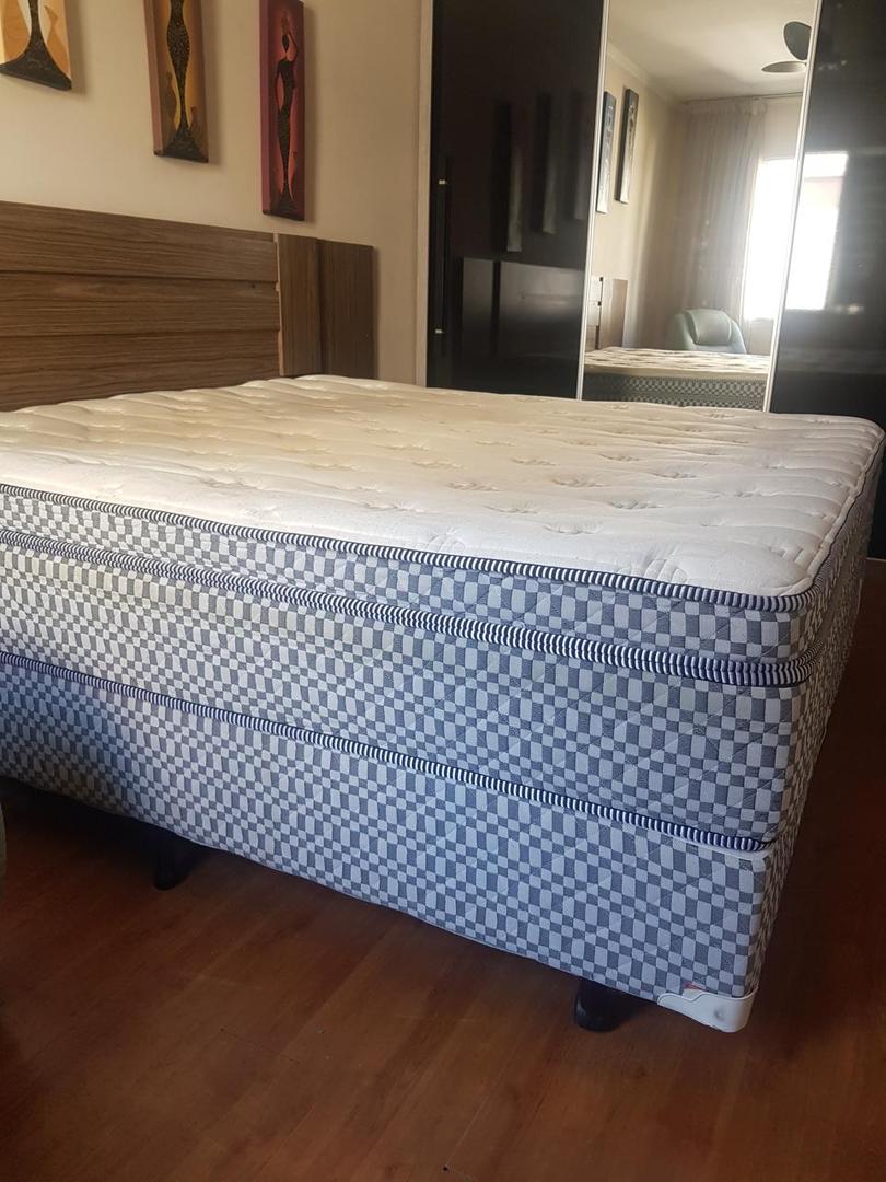 Cama box King Overnight Plus em Tecido / Madeira Azul 24 cm x 97 cm x 203 cm