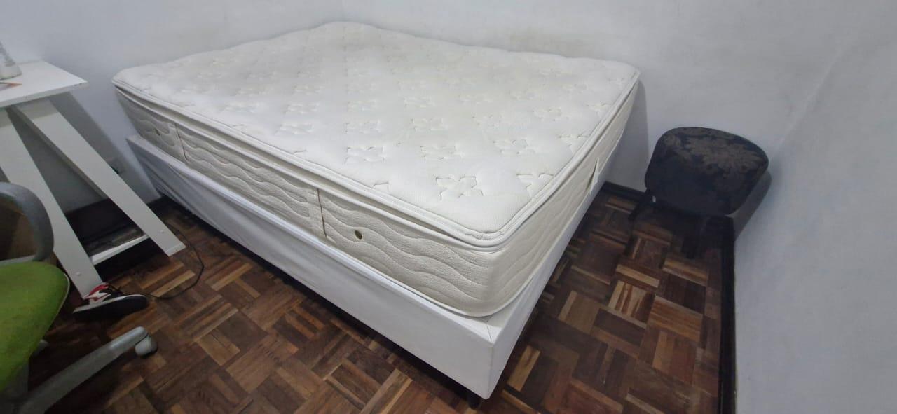 Colchão casal padrão s/ cama em Espuma / Tecido Branco 32 cm x 188 cm x 138 cm