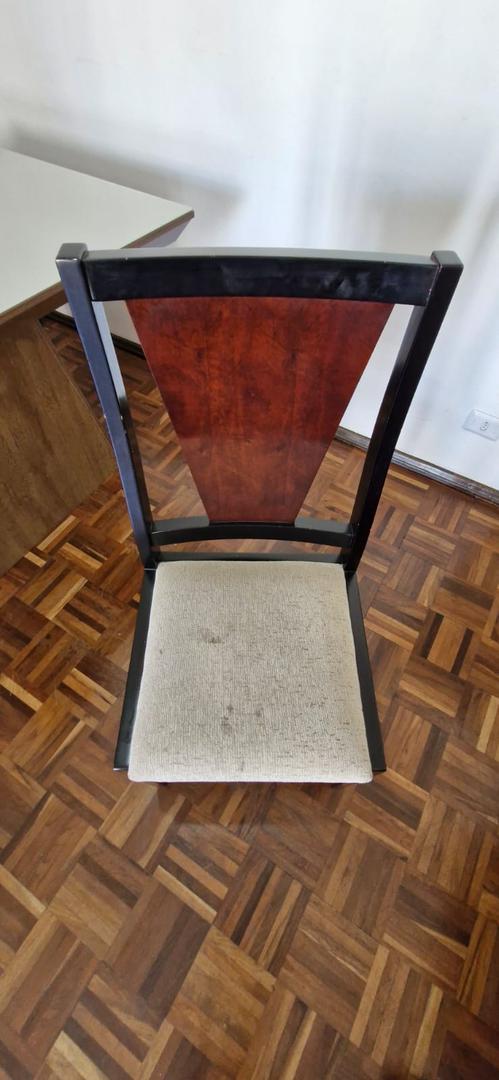 Cadeira de jantar estofada fixa s/ braços em Estofado / MDF Marrom 46 cm x 48 cm x 44 cm