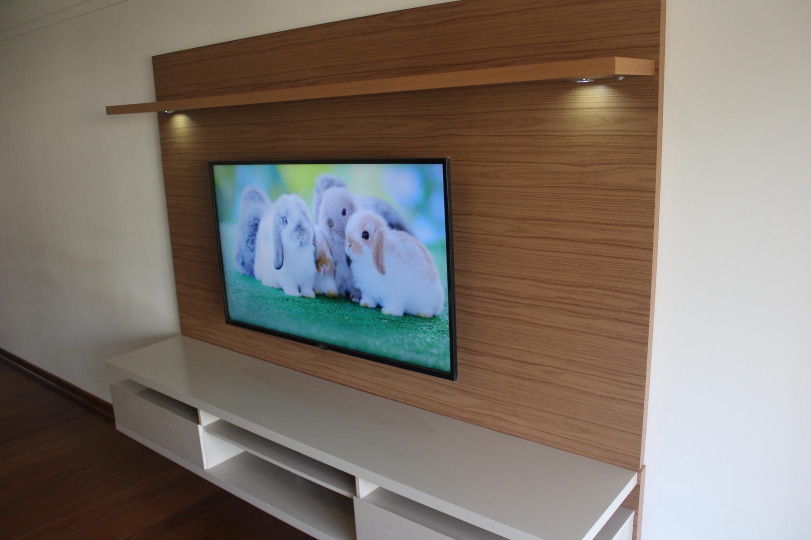 Painel p/ TV Sidlar em MDF Marrom 175 cm x 220 cm x 45 cm