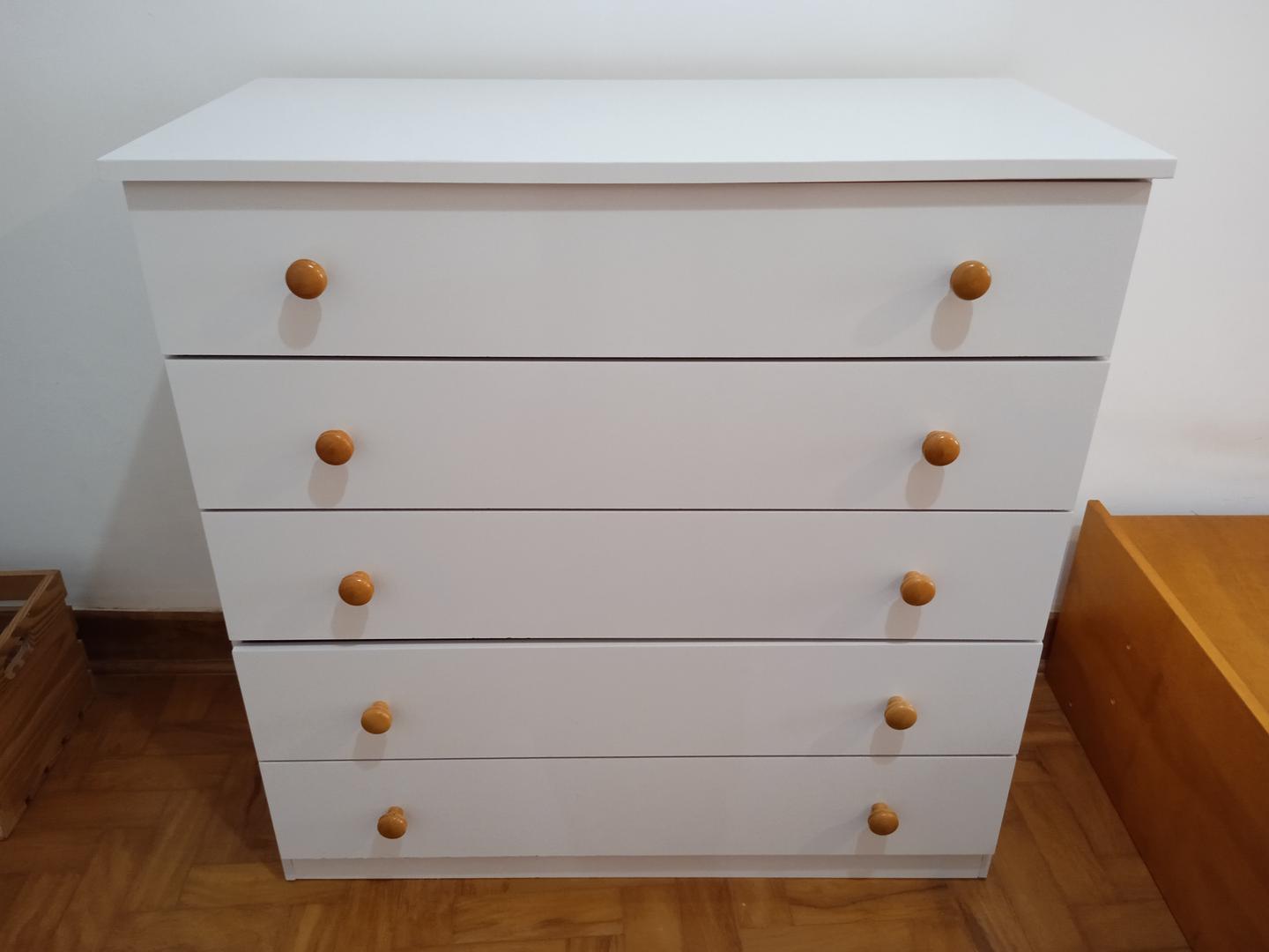 Cômoda c/ 5 gavetas em MDF Branco 92 cm x 92 cm x 45 cm