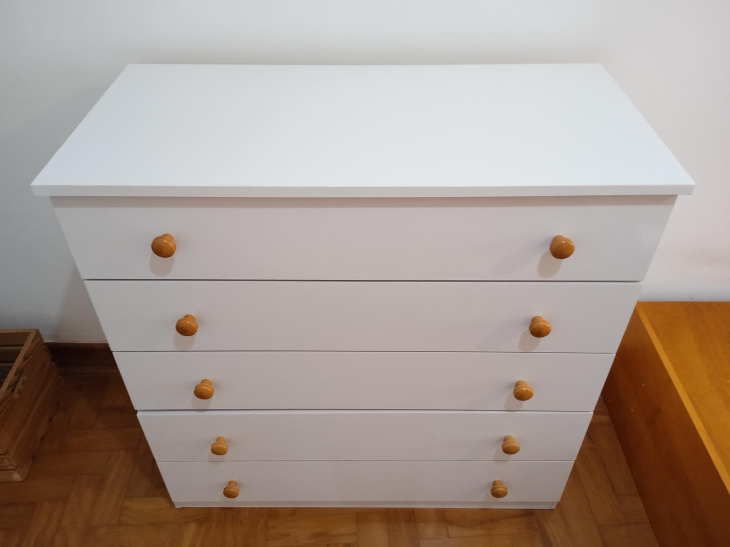 Cômoda c/ 5 gavetas em MDF Branco 92 cm x 92 cm x 45 cm