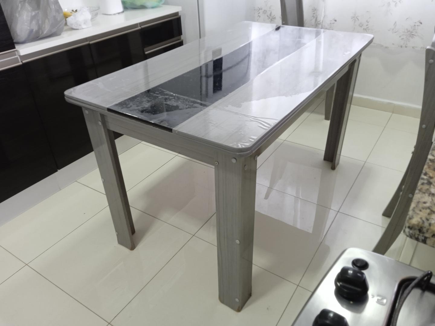 Mesa de jantar Cimol em MDF Cinza 80 cm x 80 cm x 138 cm