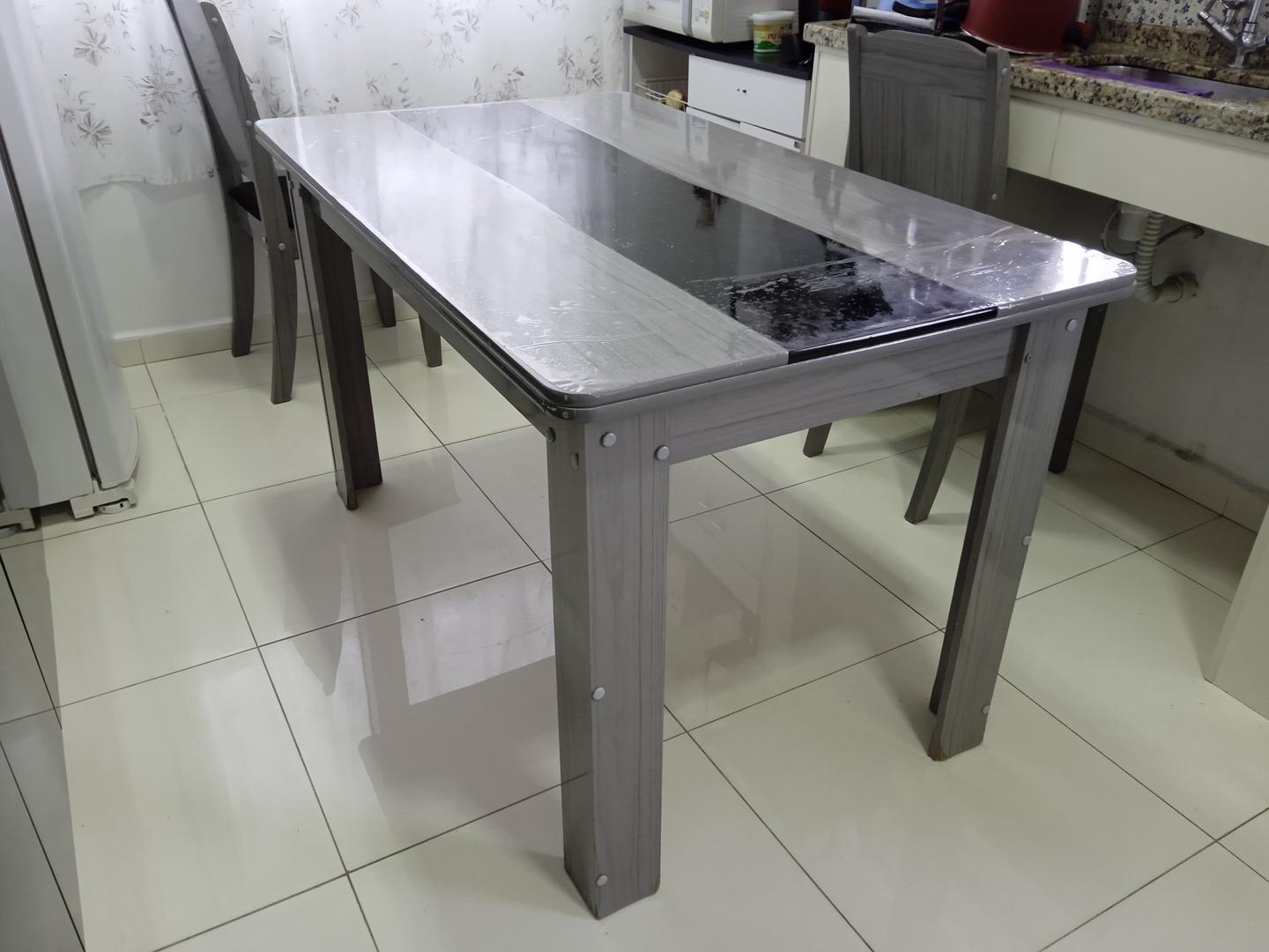 Mesa de jantar Cimol em MDF Cinza 80 cm x 80 cm x 138 cm