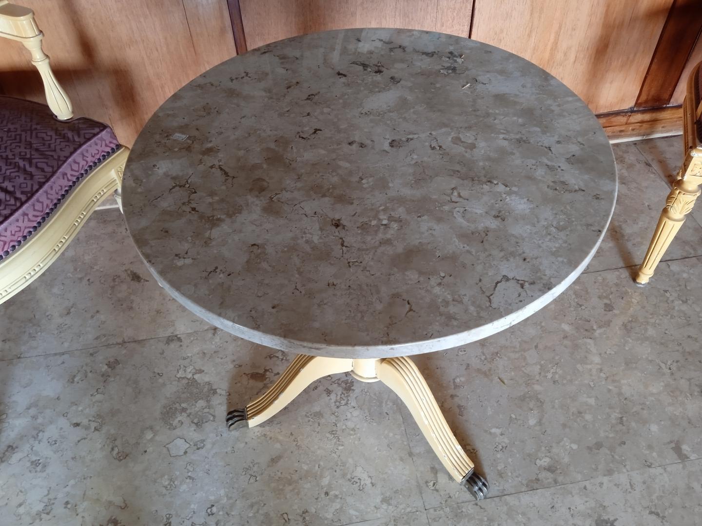 Mesa de apoio em Mármore / MDF Cinza 62 cm x 58 cm x 58 cm