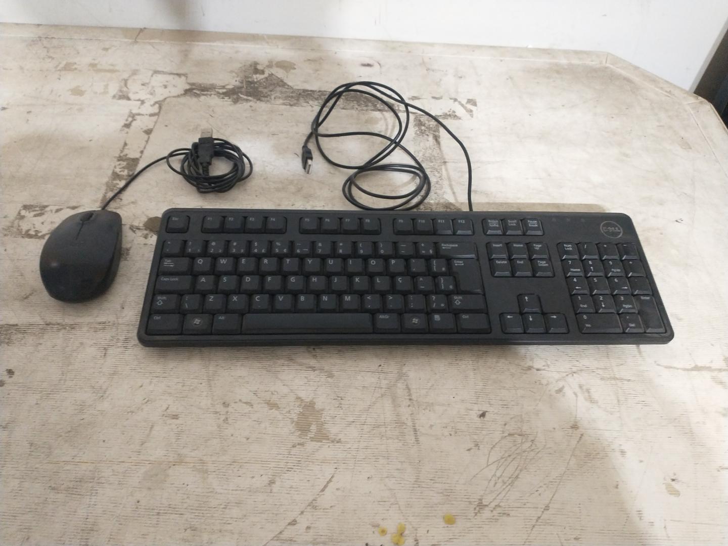 Teclado e mouse  Dell Preto