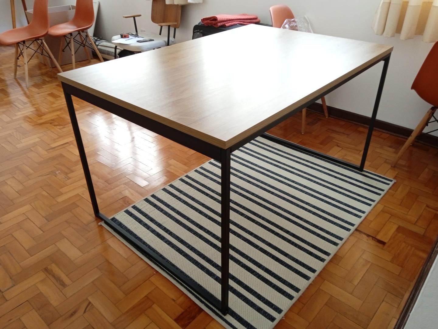 Mesa de Jantar em Metal / MDF Marrom 76 cm x 135 cm x 90 cm