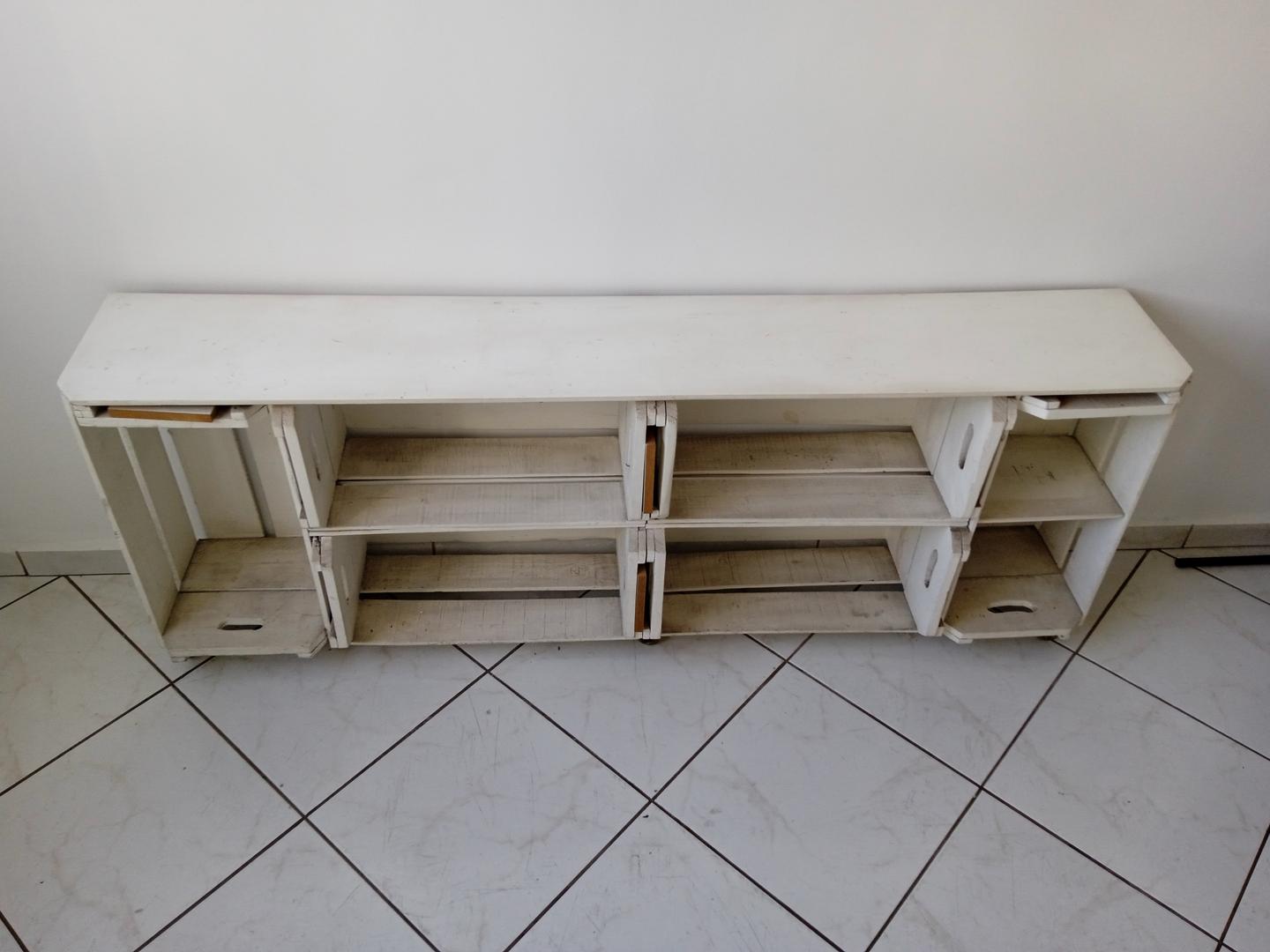 buffet de caixotes e c/ rodas em Madeira Branco 68 cm x 180 cm x 31 cm