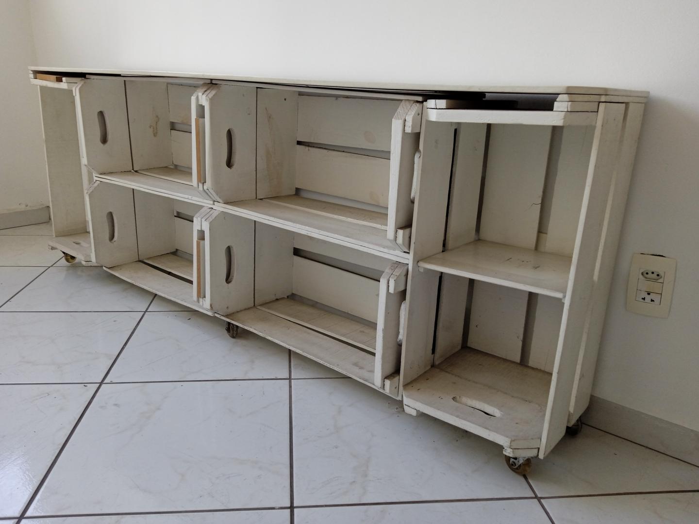 buffet de caixotes e c/ rodas em Madeira Branco 68 cm x 180 cm x 31 cm