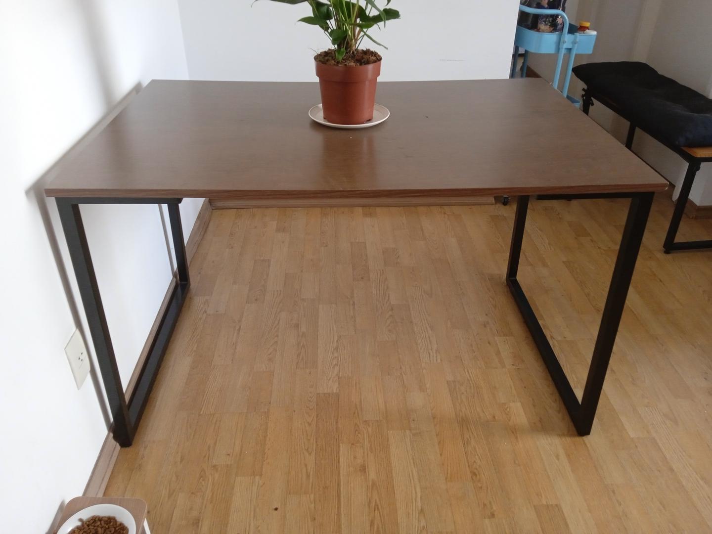 Mesa de jantar Industrial em Aço / MDF Marrom 74 cm x 80 cm x 120 cm