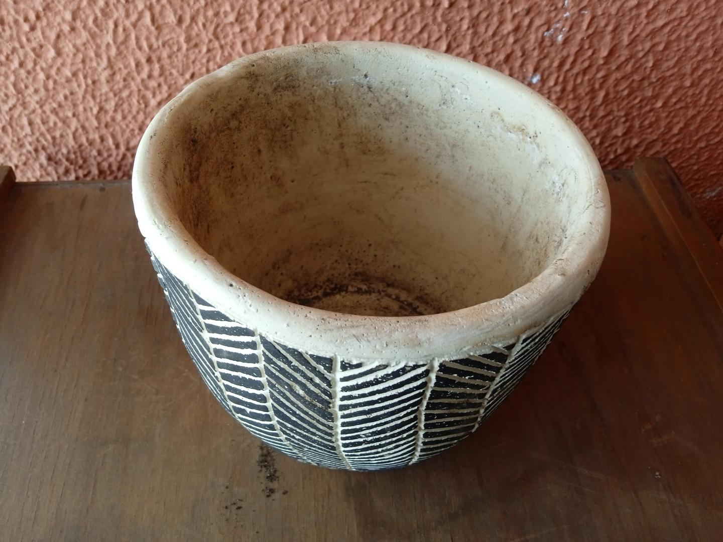 Vaso em Cerâmica Preto 13 cm x 15 cm x 15 cm