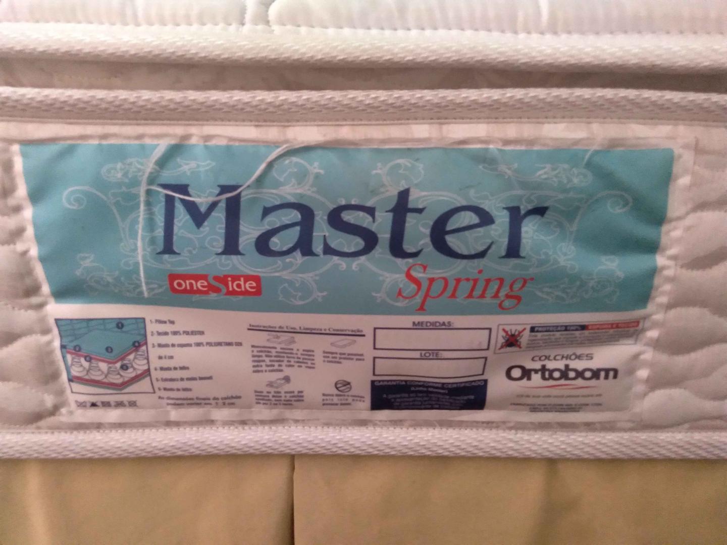 Colchão casal padrão Ortobom Master Spring em Espuma / Tecido Branco