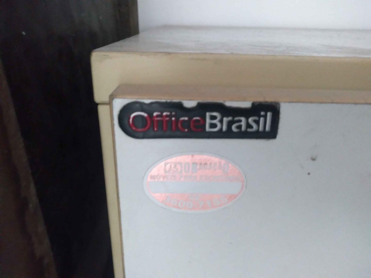 Armário de escritório baixo 2 portas/ prateleira Office Brasil em MDF Branco