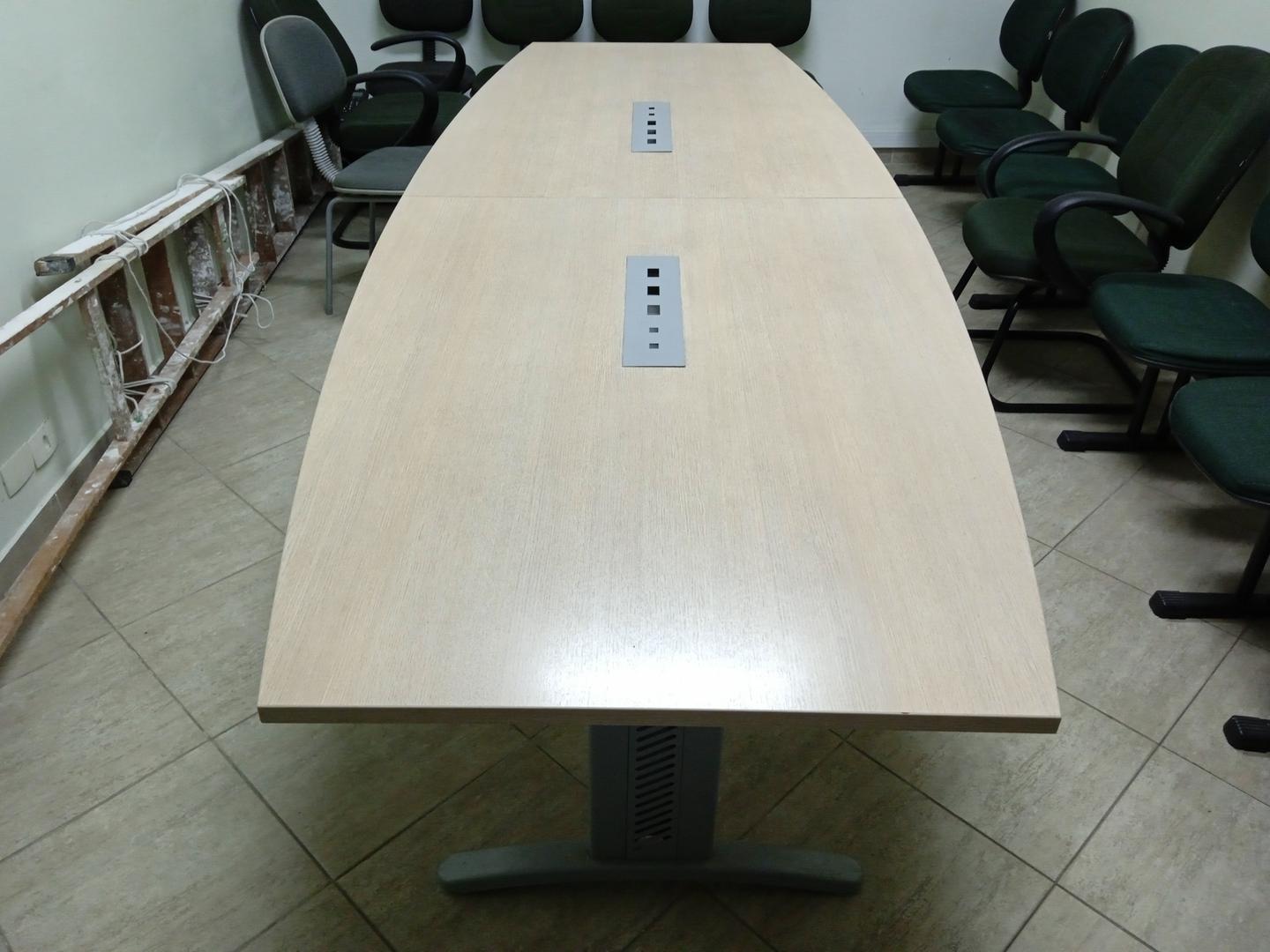 Mesa de reunião em MDF / Metal Bege 76 cm x 110 cm x 300 cm