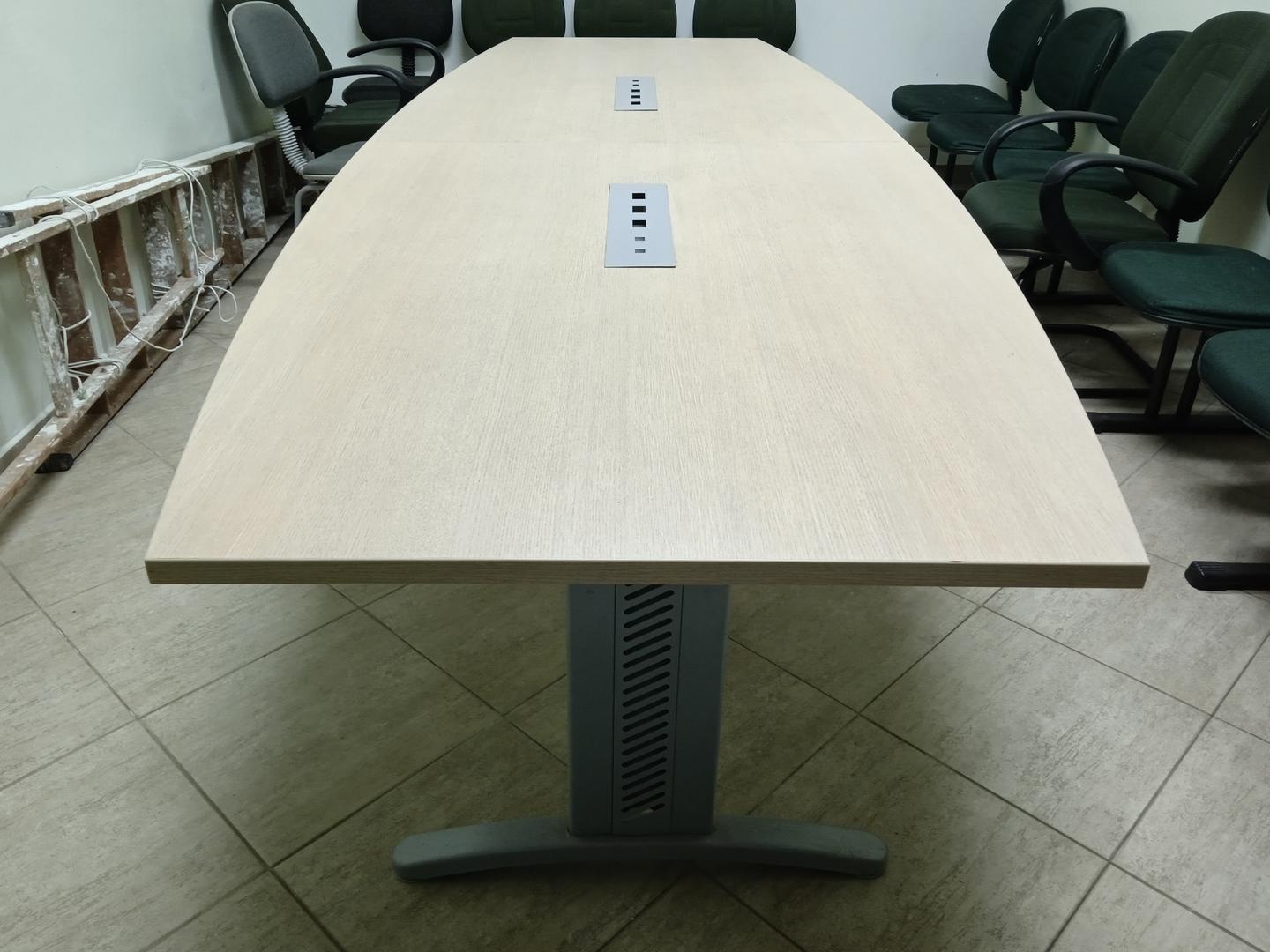 Mesa de reunião em MDF / Metal Bege 76 cm x 110 cm x 300 cm