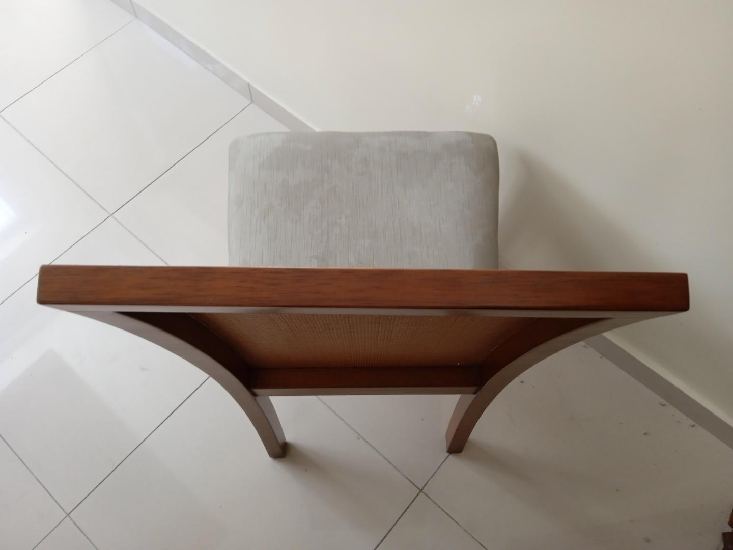 Cadeira de jantar estofada fixa s/ braços em Estofado / MDF Marrom 96 cm x 47 cm x 50 cm