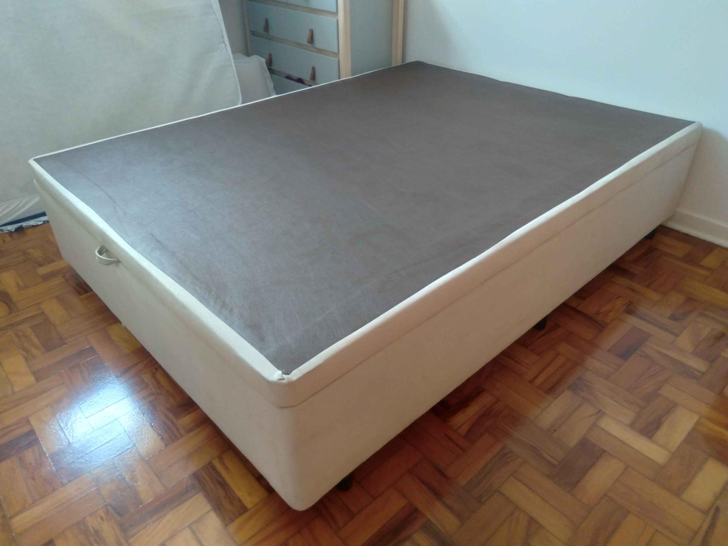 Cama box baú  em MDP / Suede Branco 44 cm x 137 cm x 185 cm