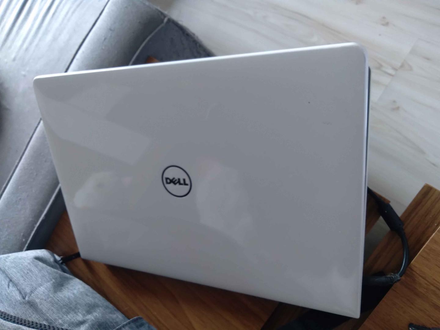 Notebook Dell Intel Core i5-5200u 8GB ddr3