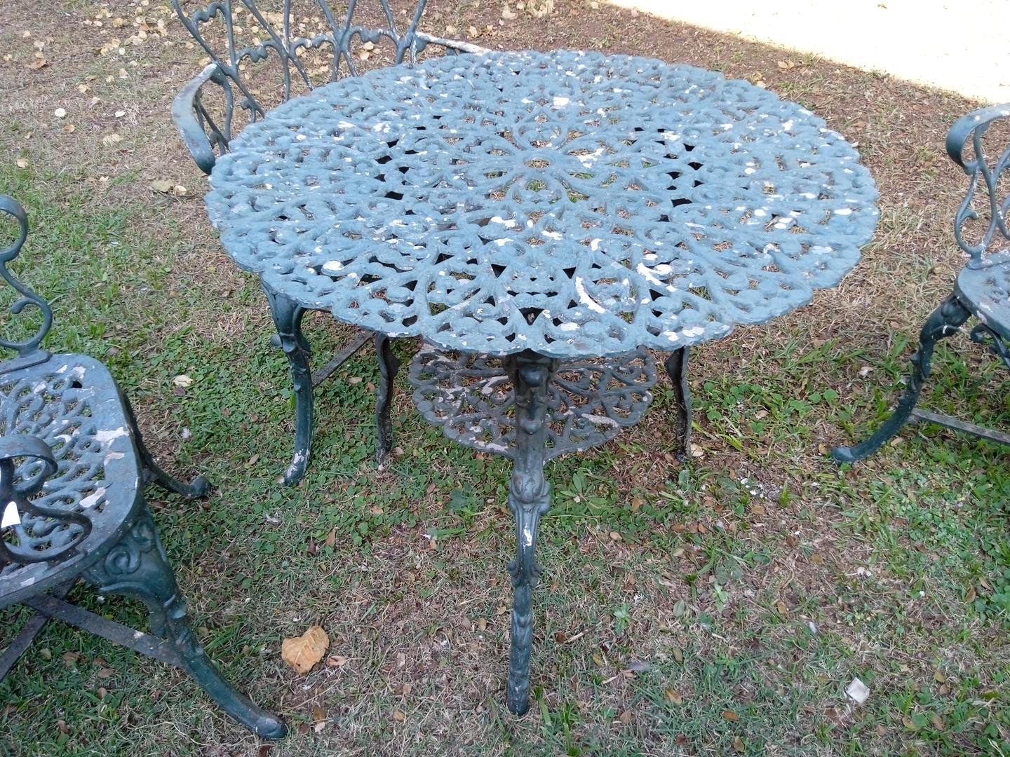 Mesa de apoio redonda/Jardim em Aço Cinza 73 cm x 80 cm x 80 cm