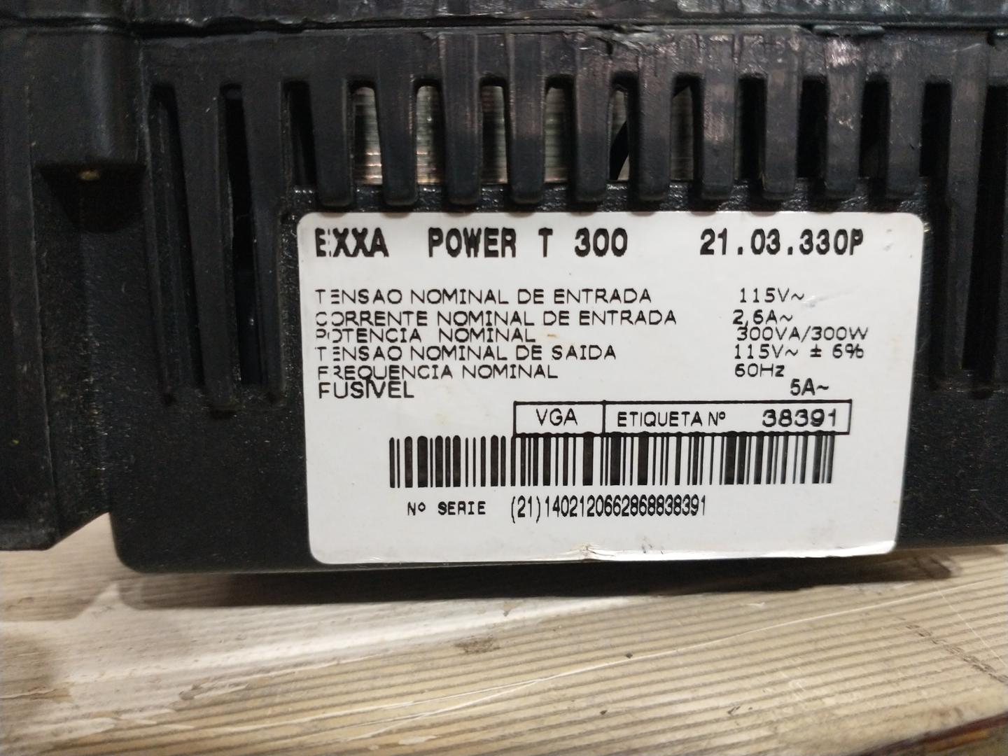 Estabilizador de energia  exxa power 300T Preto