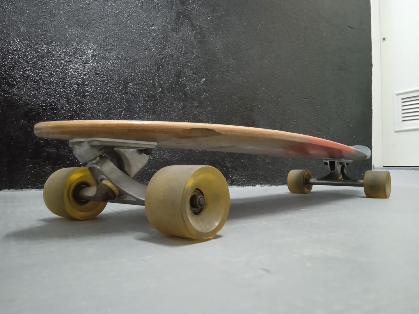 Skate Longboard Globe em Madeira Marrom 12 cm x 18 cm x 102 cm