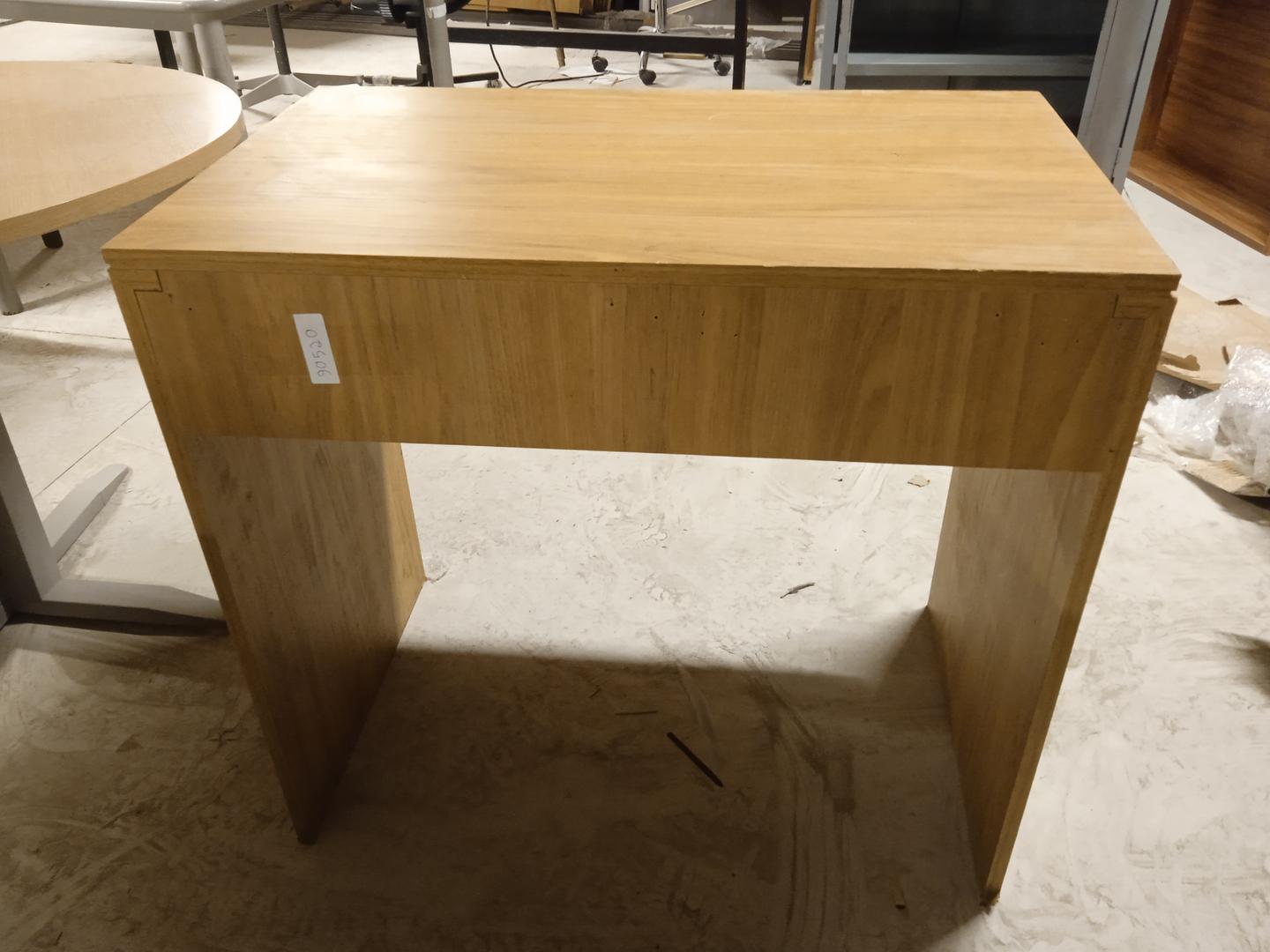 Mesa de Escritório c/ 1 gaveta em MDF Marrom 79 cm x 85 cm x 51 cm