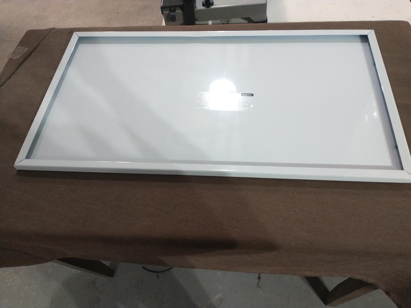 Quadro de aviso  em Aço Branco 40 cm x 74 cm x 2 cm