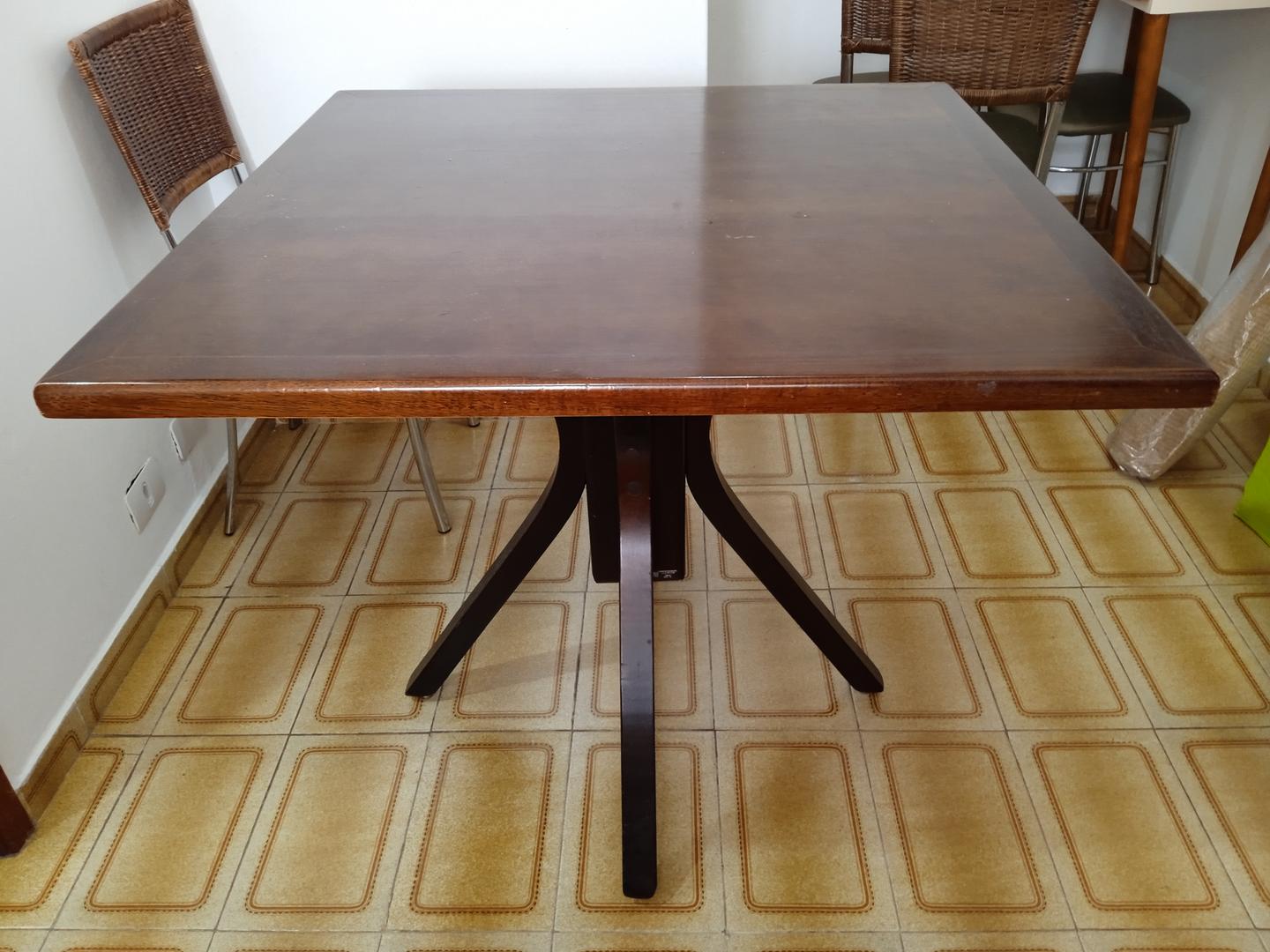 Mesa de Apoio quadrada Franco Bachot em Madeira Marrom 78 cm x 90 cm x 90 cm