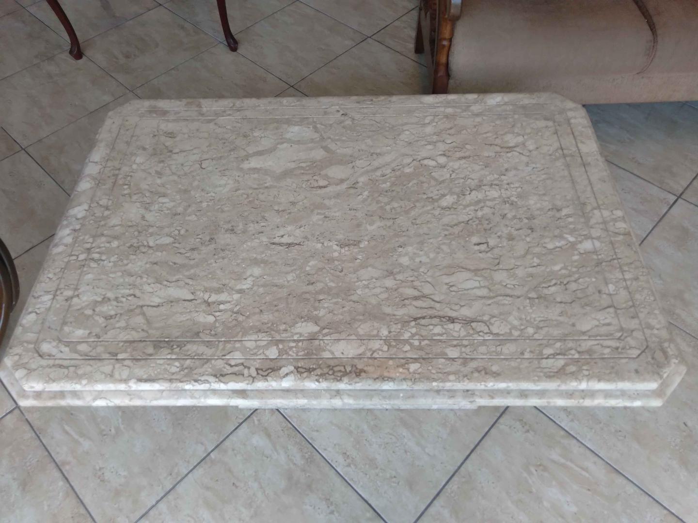 Mesa de centro  em Mármore Cinza 42 cm x 120 cm x 80 cm