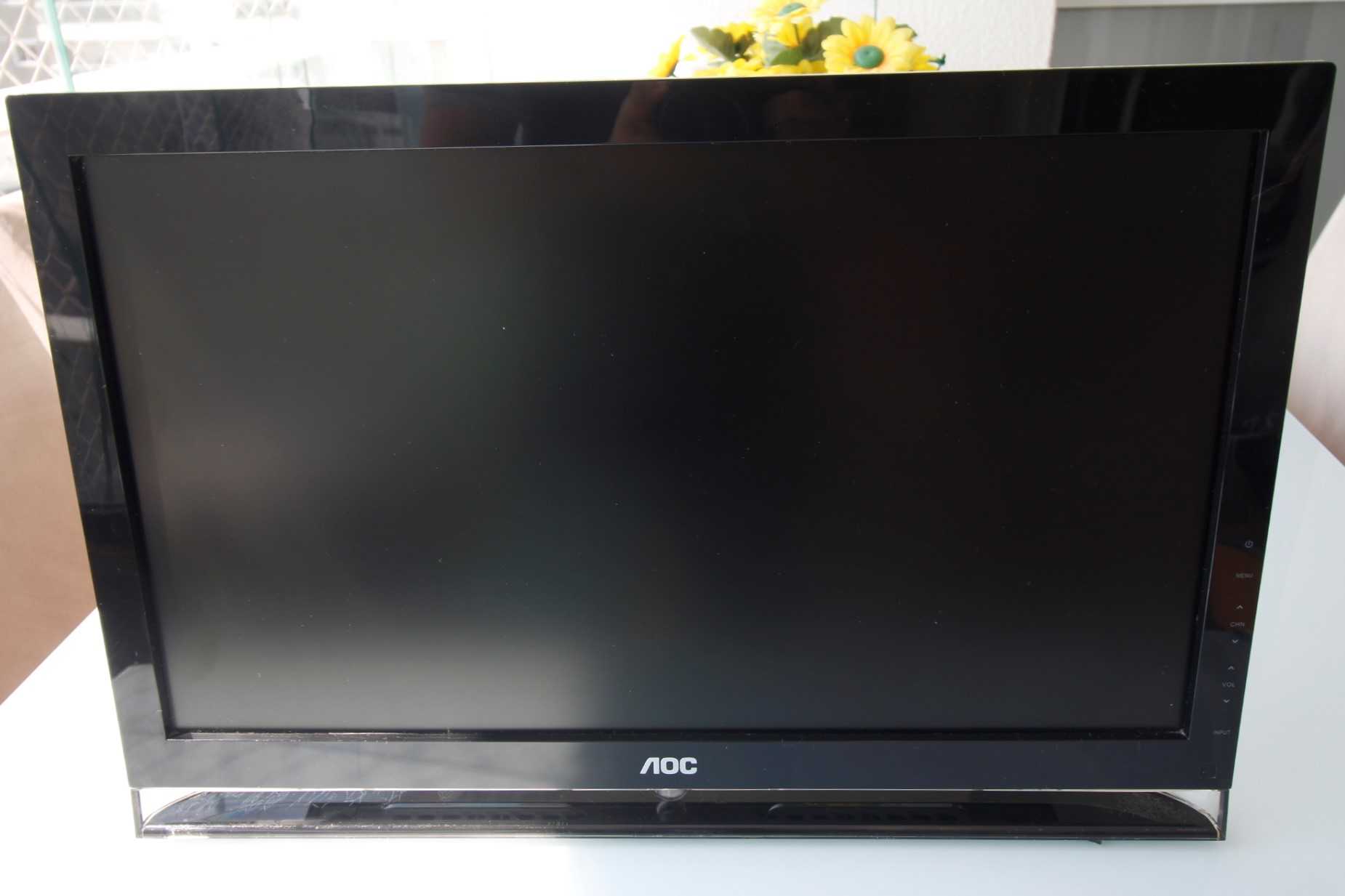 TV / Televisão 22 polegadas AOC Preto 31 cm x 47 cm x 6 cm