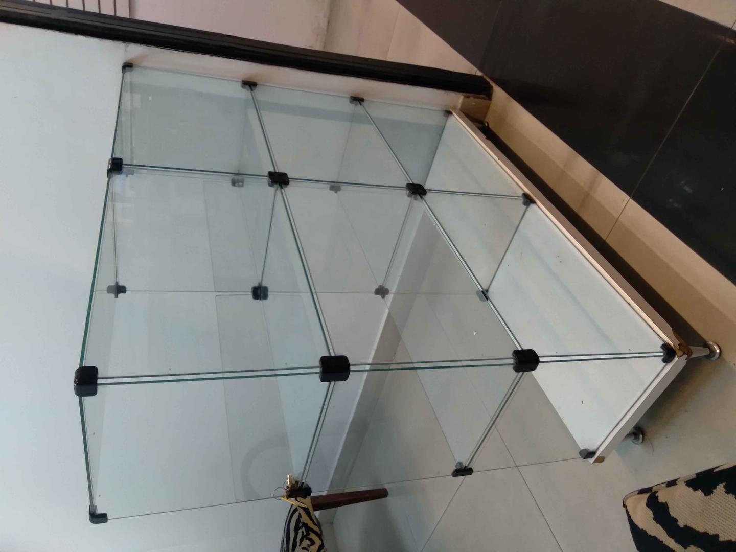 Balcão Expositor / Vitrine em Vidro Transparente 105 cm x 103 cm x 32 cm