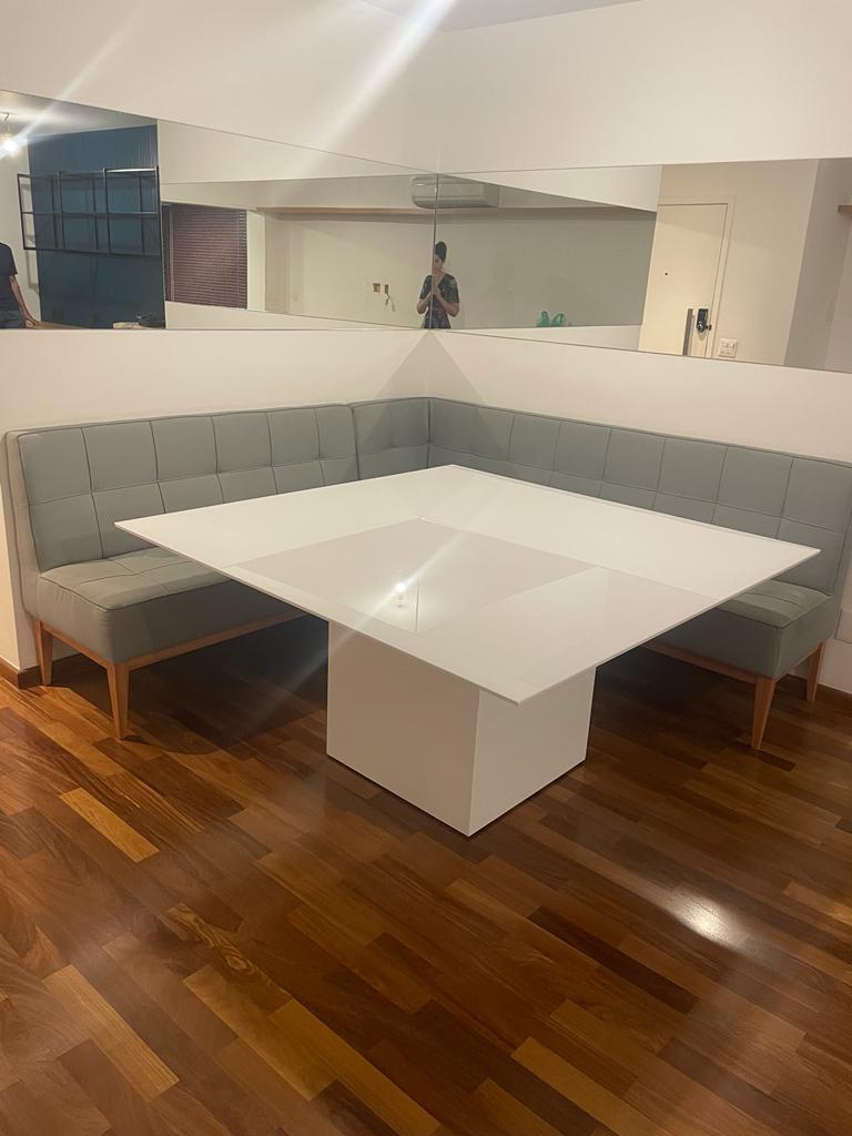 Mesa de jantar  Fernando Jaeger em Madeira / Vidro Branco 1 cm x 1 cm x 1 cm