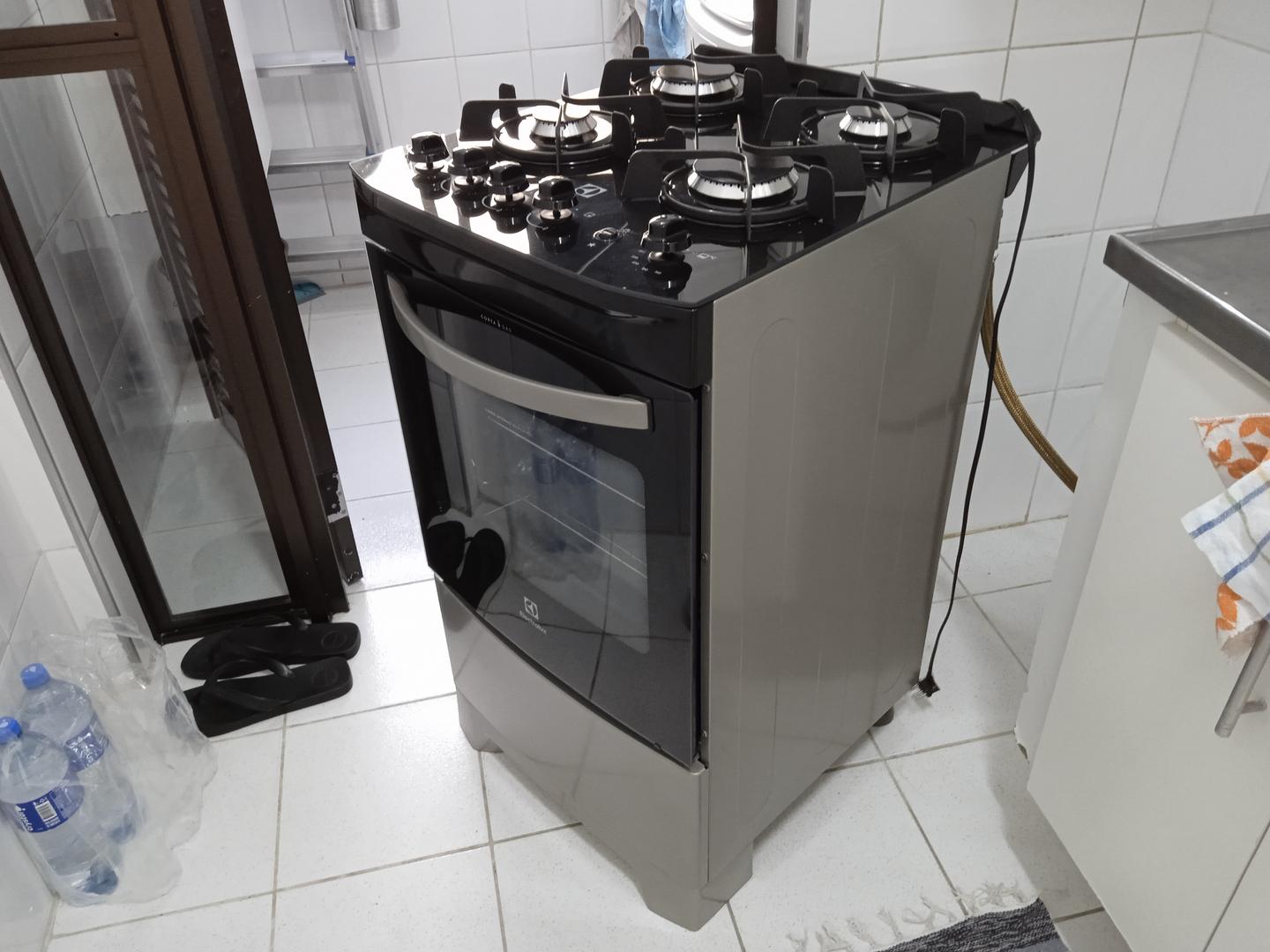 Fogão c/ 4 bocas Electrolux 52LSV em Aço Cinza 90 cm x 53 cm x 62 cm