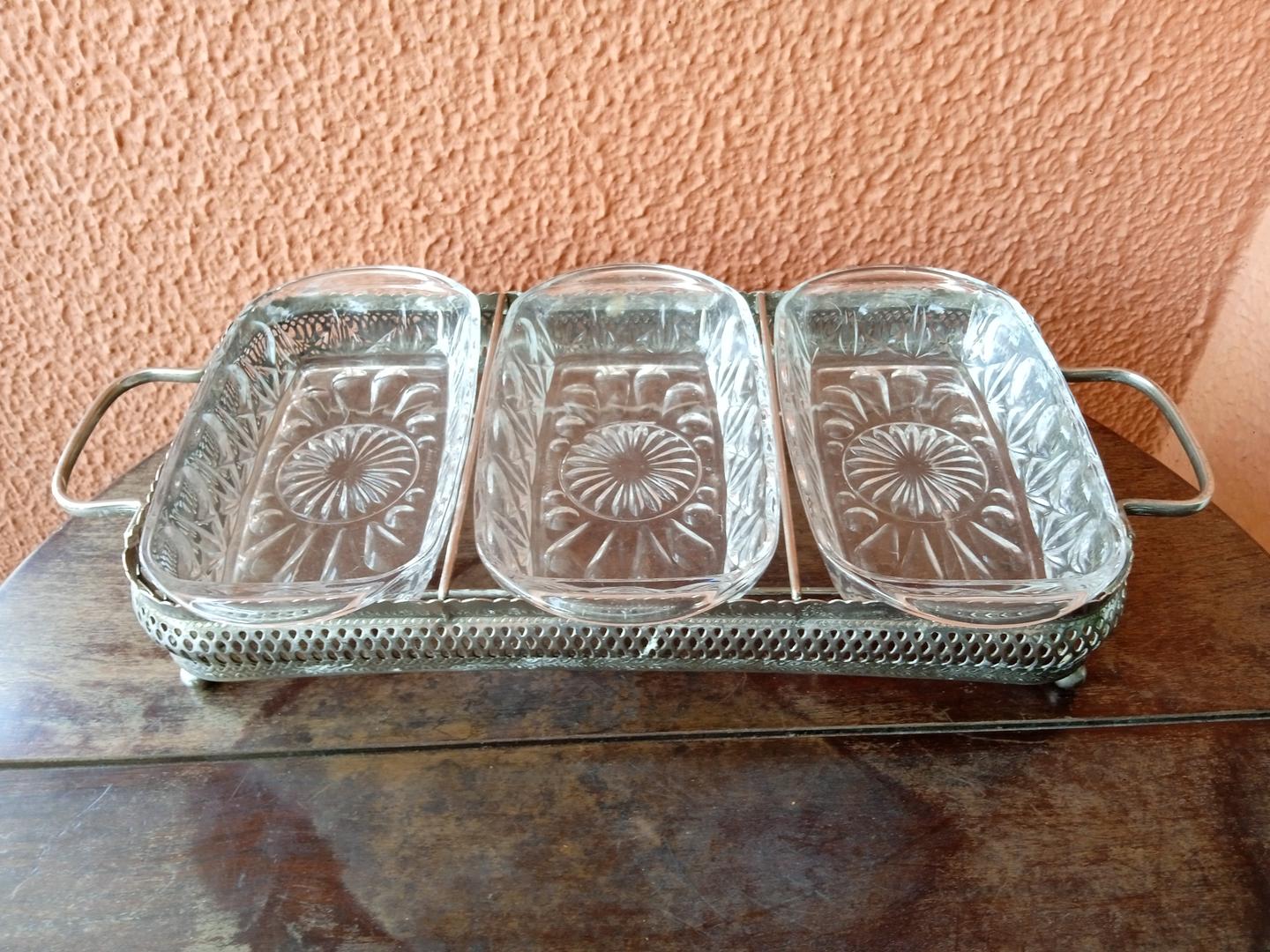 Trio de petisqueira c/ suporte em Aço / Vidro Cinza 6 cm x 40 cm x 18 cm