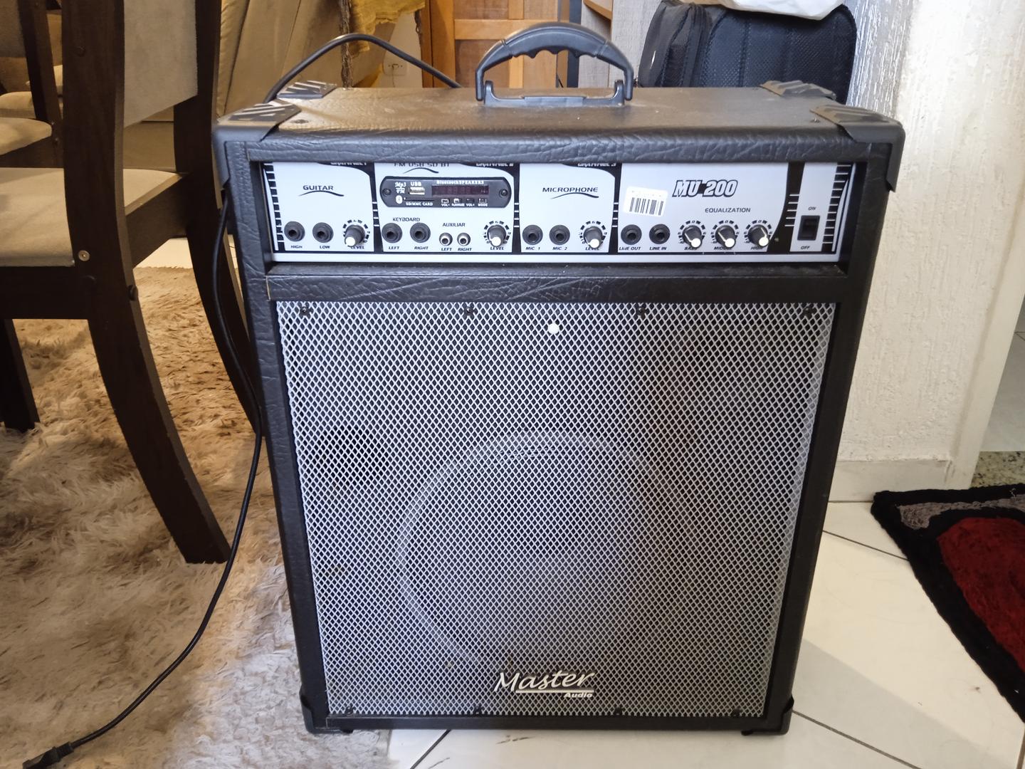 Caixa amplificadora Master Mu 200 Preto