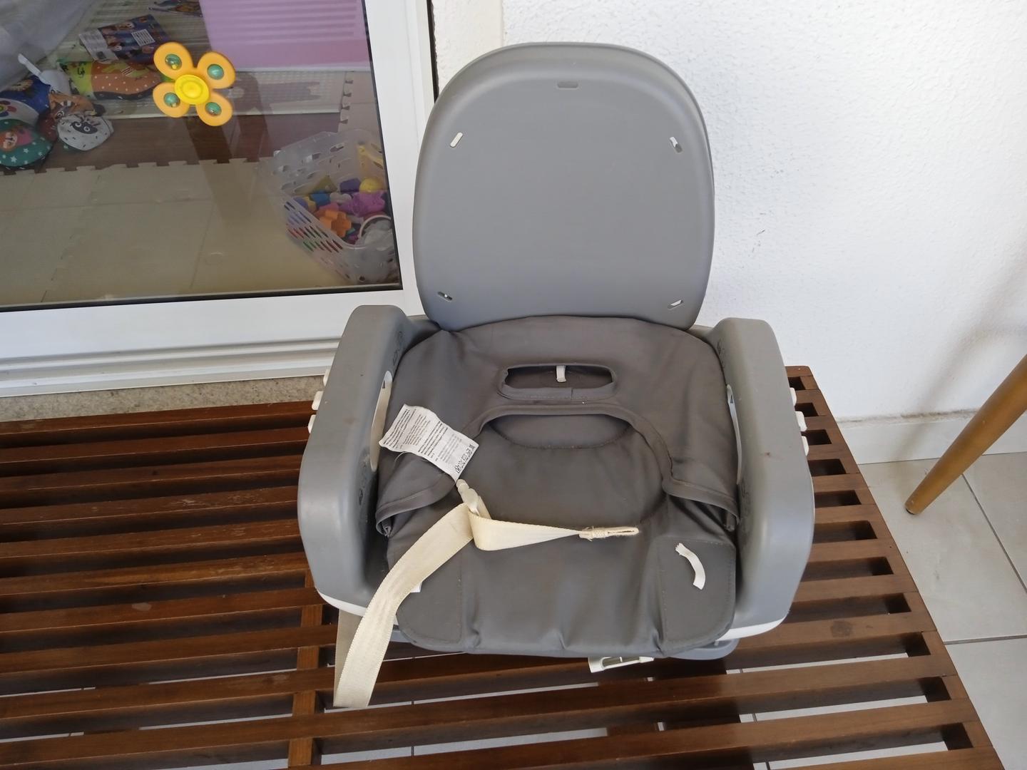 Cadeira p/ transporte infantil Chicco em Estofado / Plástico Cinza 59 cm x 45 cm x 38 cm