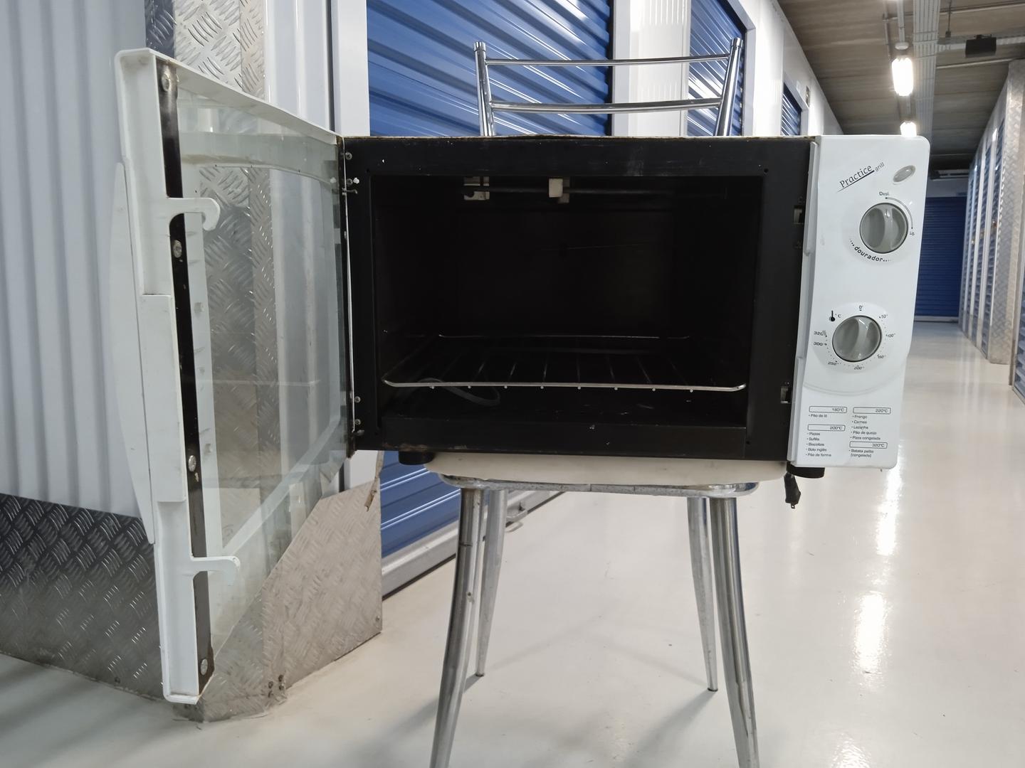 Forno elétrico Fischer 5134-9694 em Aço Branco 35 cm x 58 cm x 47 cm