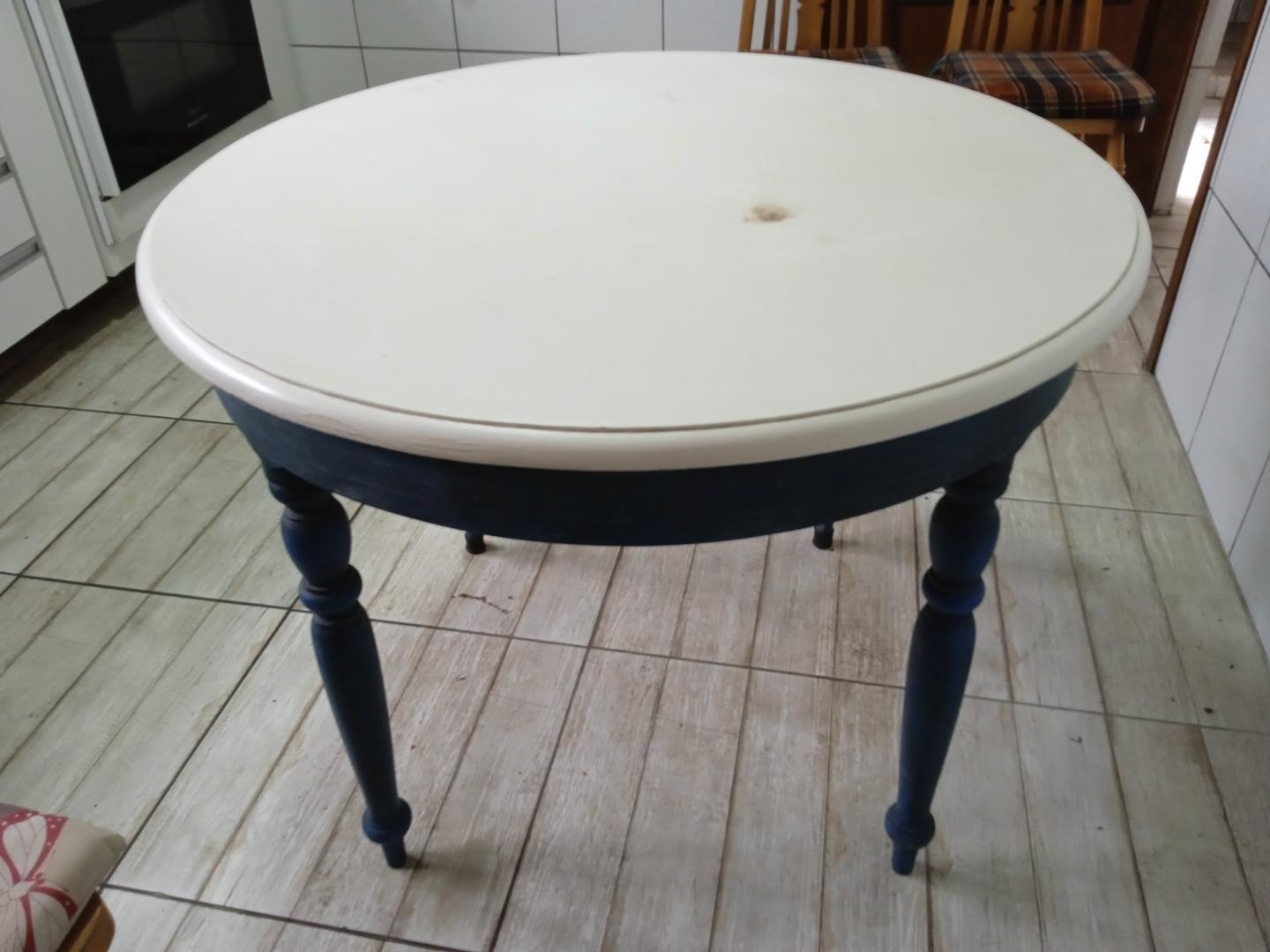 Mesa de jantar redonda em Madeira Azul 78 cm x 98 cm x 98 cm