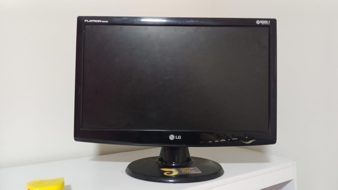 Monitor LG Flatron LG w2043s LCD 20 Polegadas