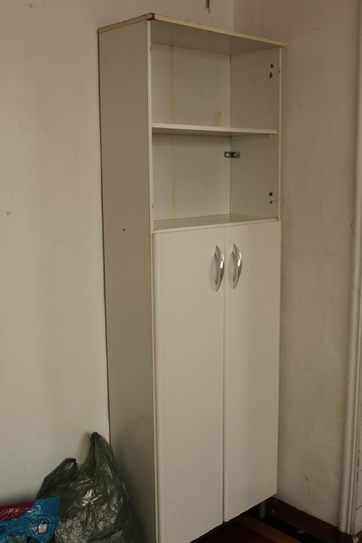 Armário Multiuso 2 Portas e 2 Nichos em MDF Branco 180 cm x  65 cm x  30 cm