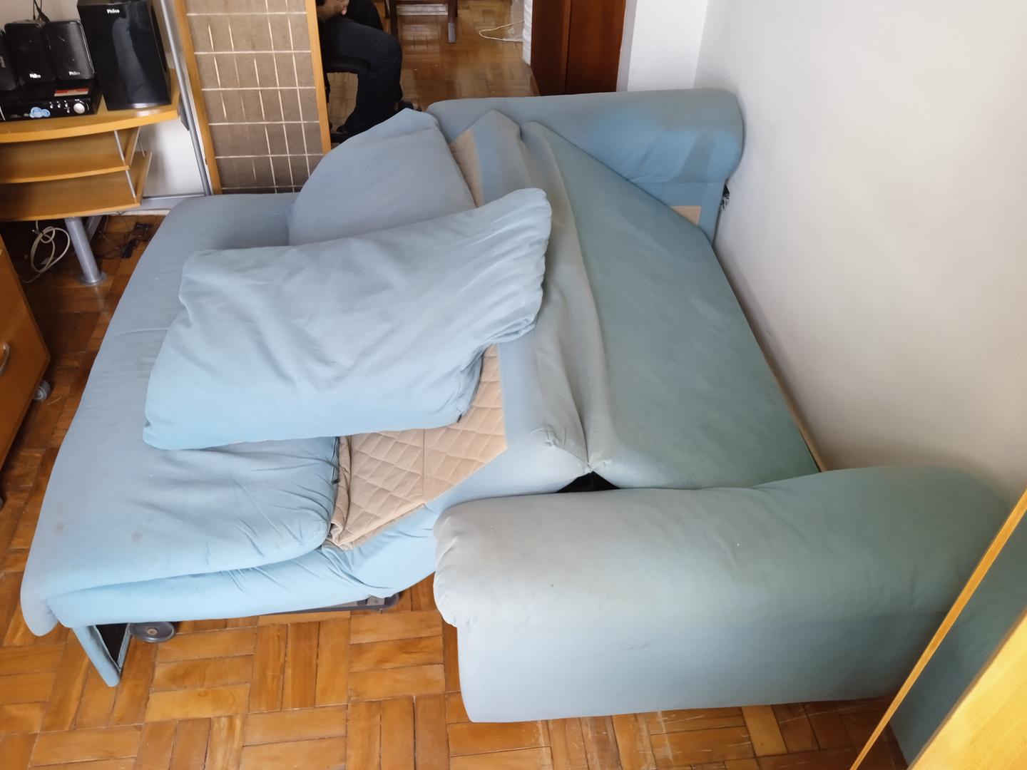 Sofa cama c/ 2 lugares em Estofado / Tecido Cinza 85 cm x 190 cm x 97 cm
