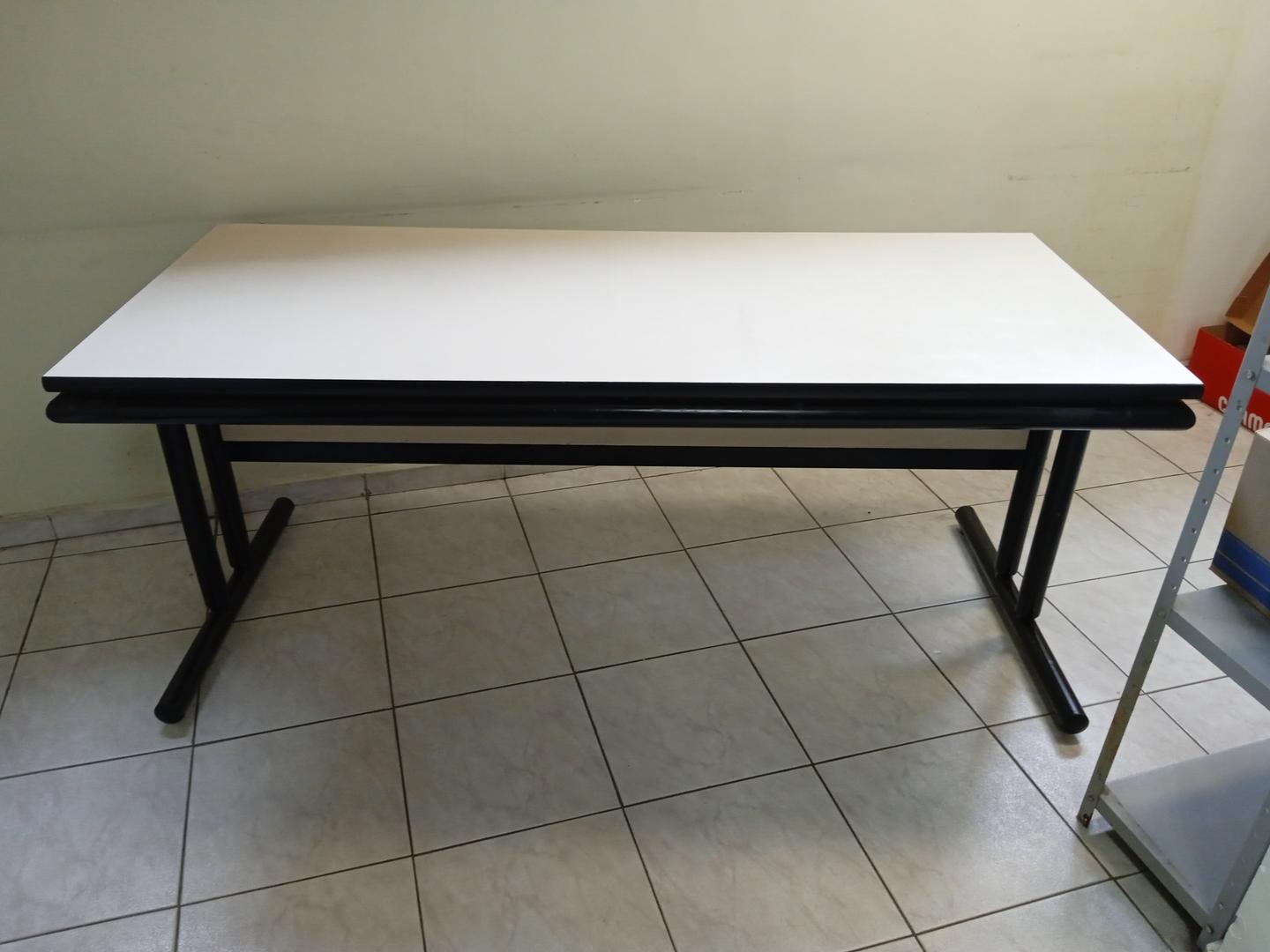 Mesa de Escritório retangular em Aço / MDF Bege 76 cm x 180 cm x 80 cm