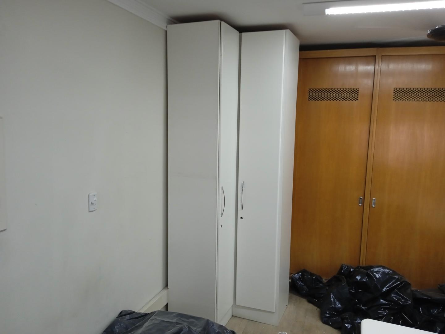 Armário alto c/ 2 portas em MDF Branco 265 cm x 90 cm x 90 cm