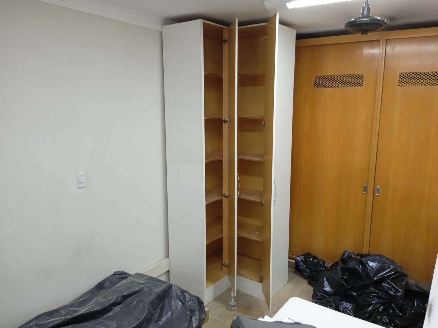 Armário alto c/ 2 portas em MDF Branco 265 cm x 90 cm x 90 cm