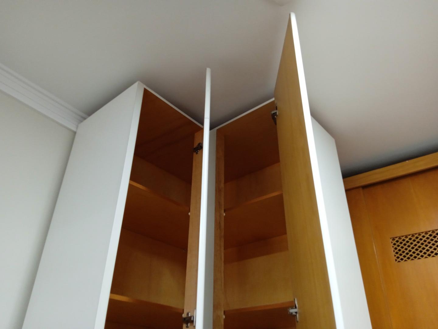 Armário alto c/ 2 portas em MDF Branco 265 cm x 90 cm x 90 cm