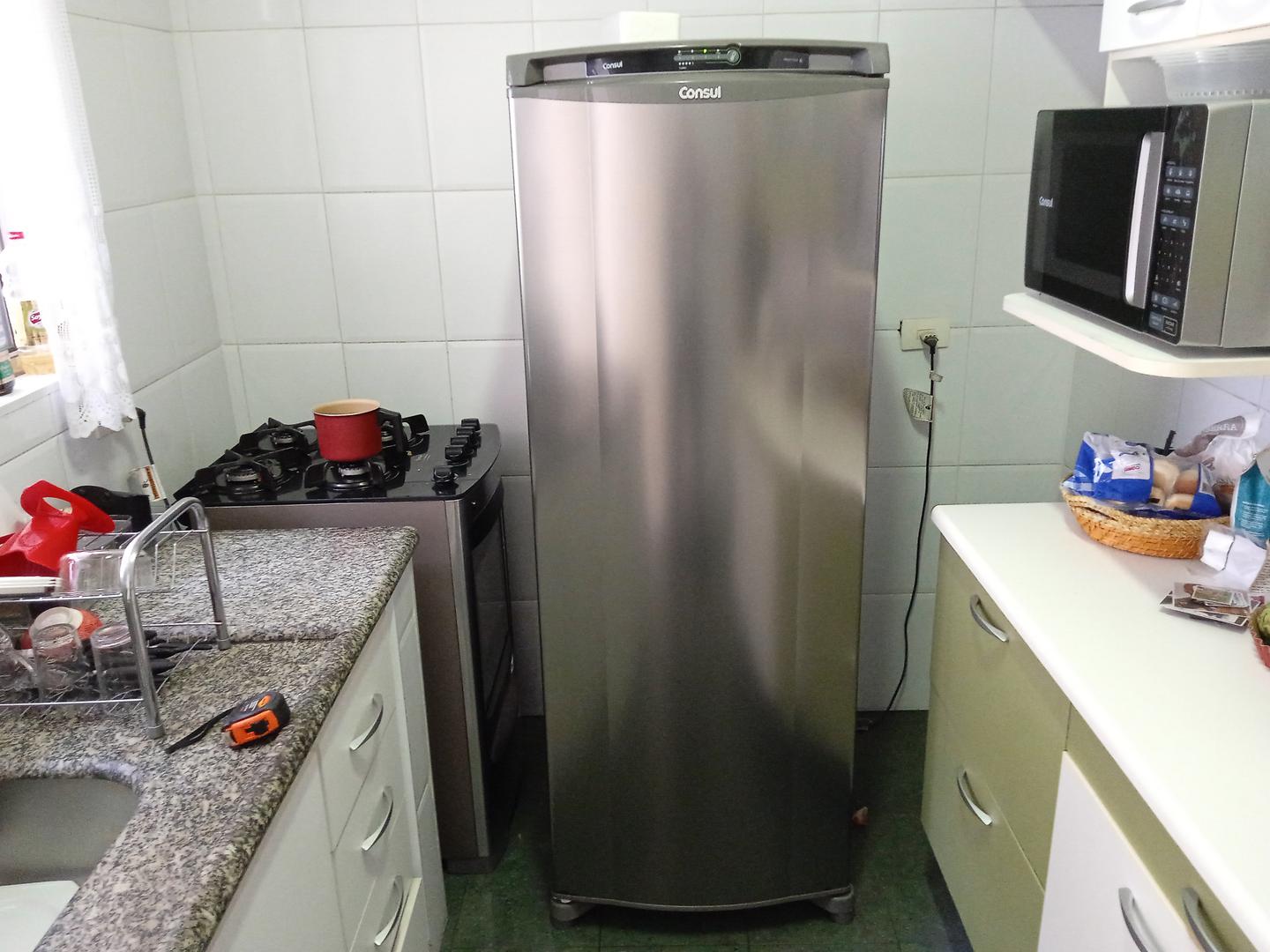 Geladeira Consul CRB39AKANA em Aço / Inox Cinza 170 cm x 65 cm x 60 cm