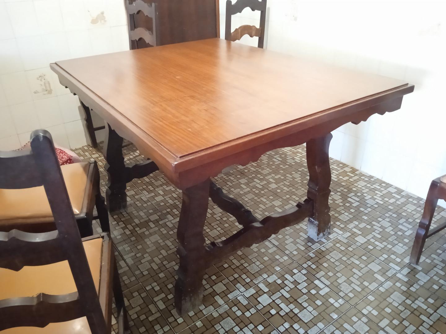 Mesa de jantar s/ cadeiras em Madeira Marrom 80 cm x 130 cm x 100 cm